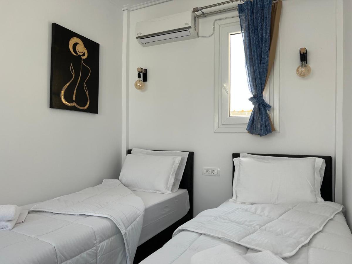 3 Bedroom House Included Free Car Rental Perissa  Esterno foto